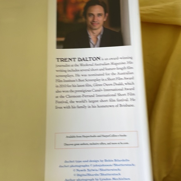 Books - Picture 6 of 8